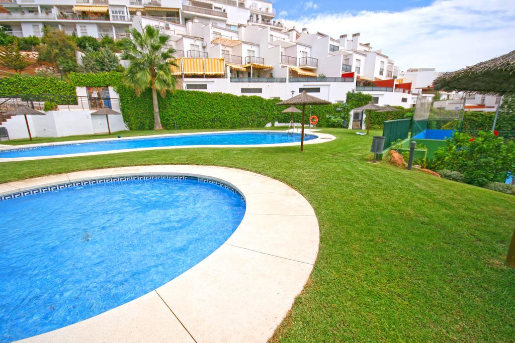 Palmeras Grupalmalaga Apartment Екстериор снимка